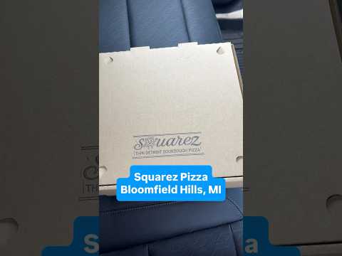 Squarez Pizza is a trifecta of thin crust, Detroit style, and sourdough pizza!! #pizza #detroitstyle